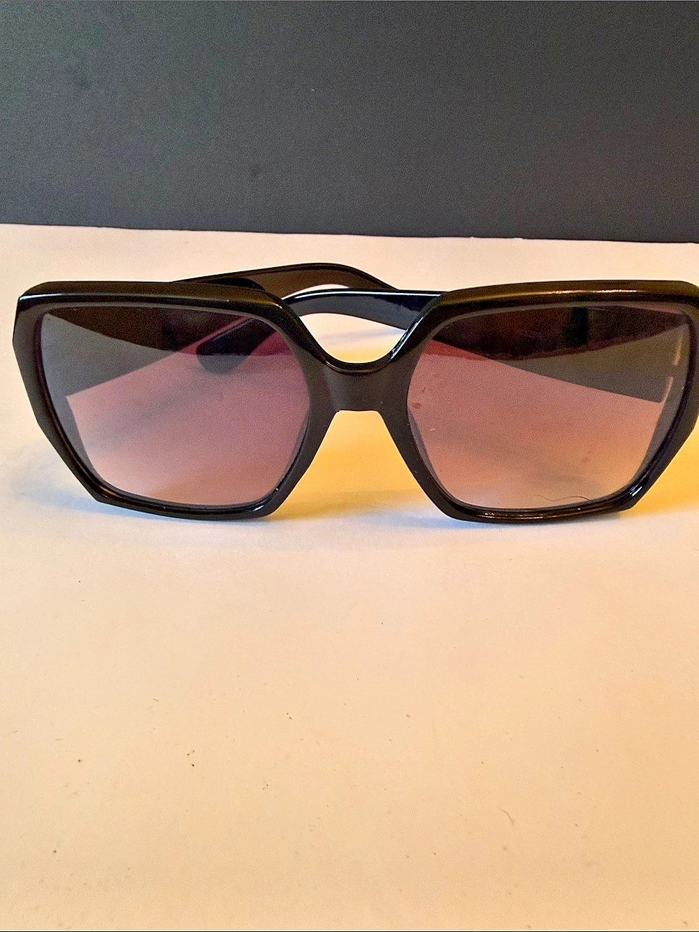 Oversized Square Sunglasses in Black & Purple Like New